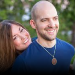 תמונה של About the Guest